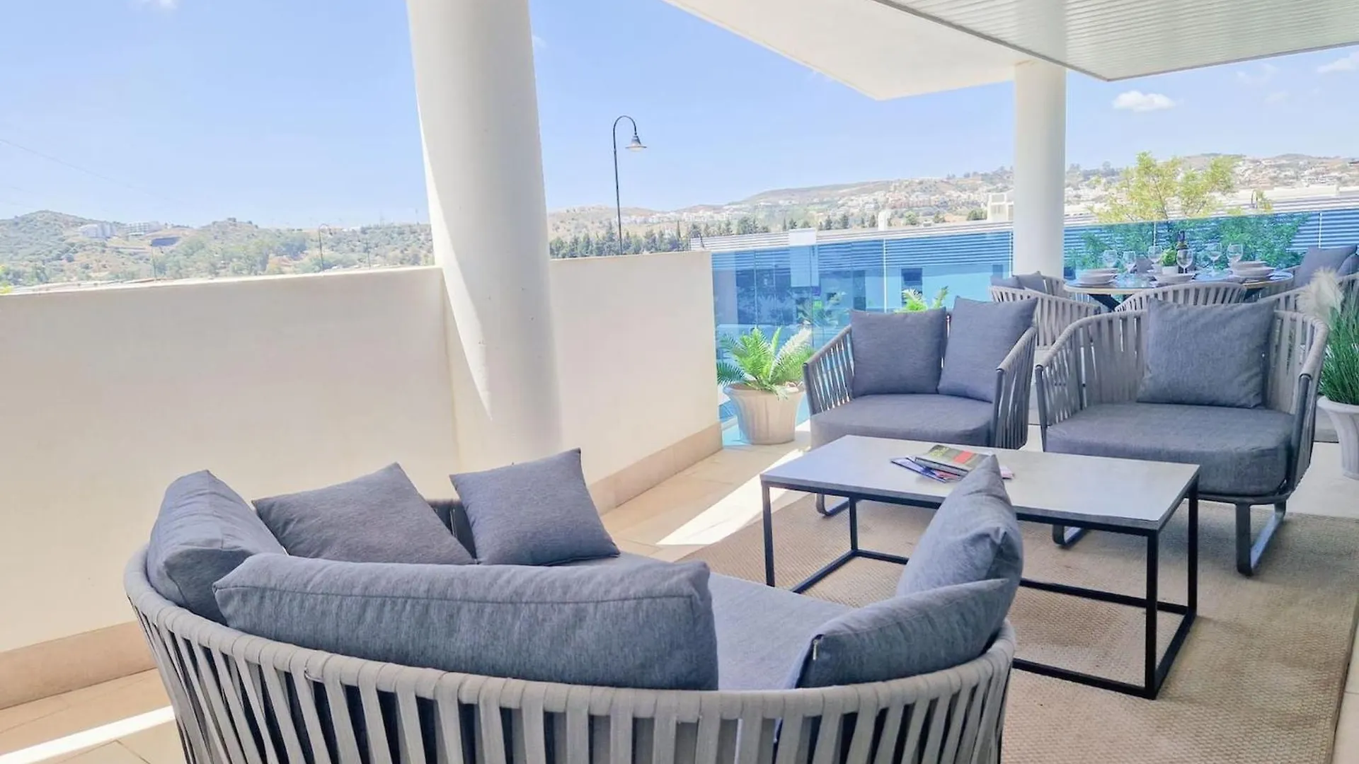 Modern 2 Bed Apartment - Jardines De Las Lagunas MIJAS COSTA 0*,